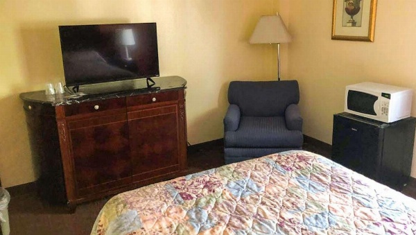 West Hartford Inn image 11