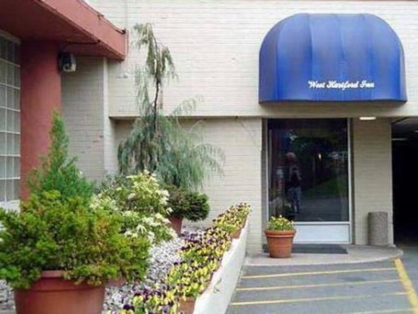West Hartford Inn image 25