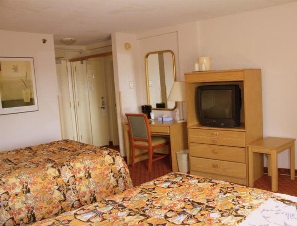 West Hartford Inn image 27