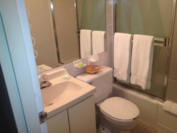 West Hartford Inn image 28