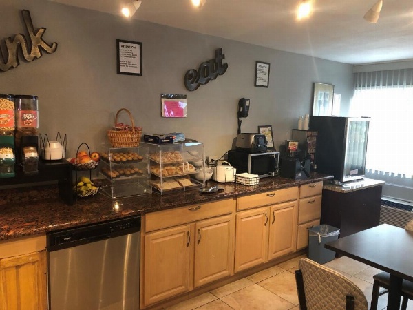 West Hartford Inn image 4